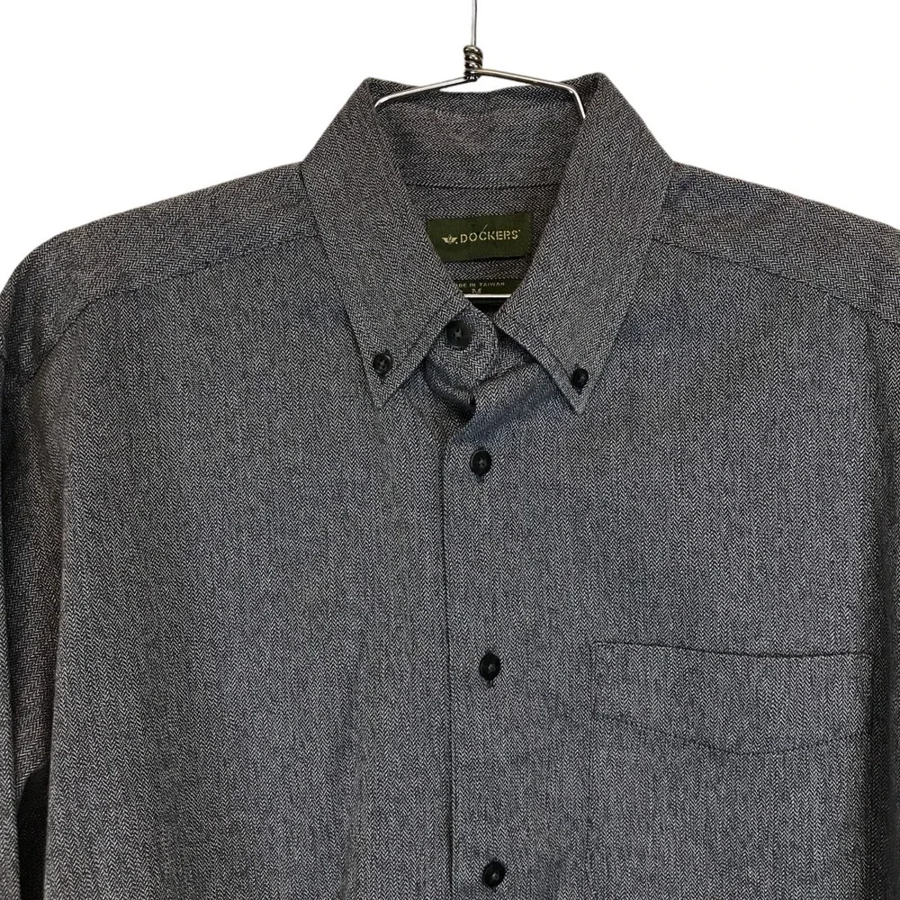 Dockers Mens Medium Grey Herringbone Button Down Shirt 100% Cotton Long Sleeve